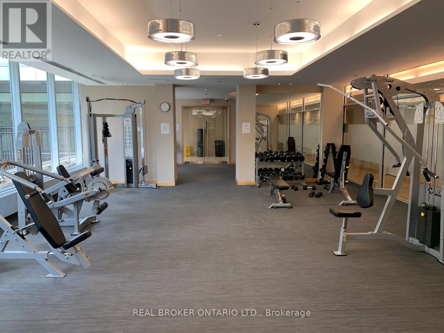 1704 - 55 Bremner Boulevard, Toronto, Ontario  M5J 0A6 - Photo 5 - C12670218