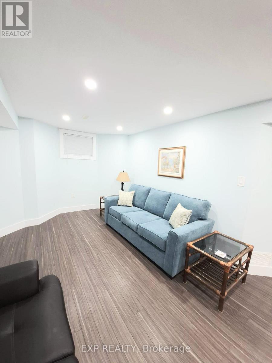 40 Stammers Drive, Ajax, Ontario  L1T 0L2 - Photo 11 - E12670200