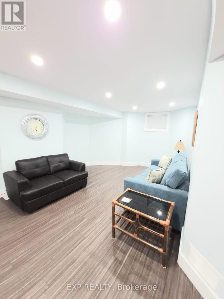 40 Stammers Drive, Ajax, Ontario  L1T 0L2 - Photo 12 - E12670200