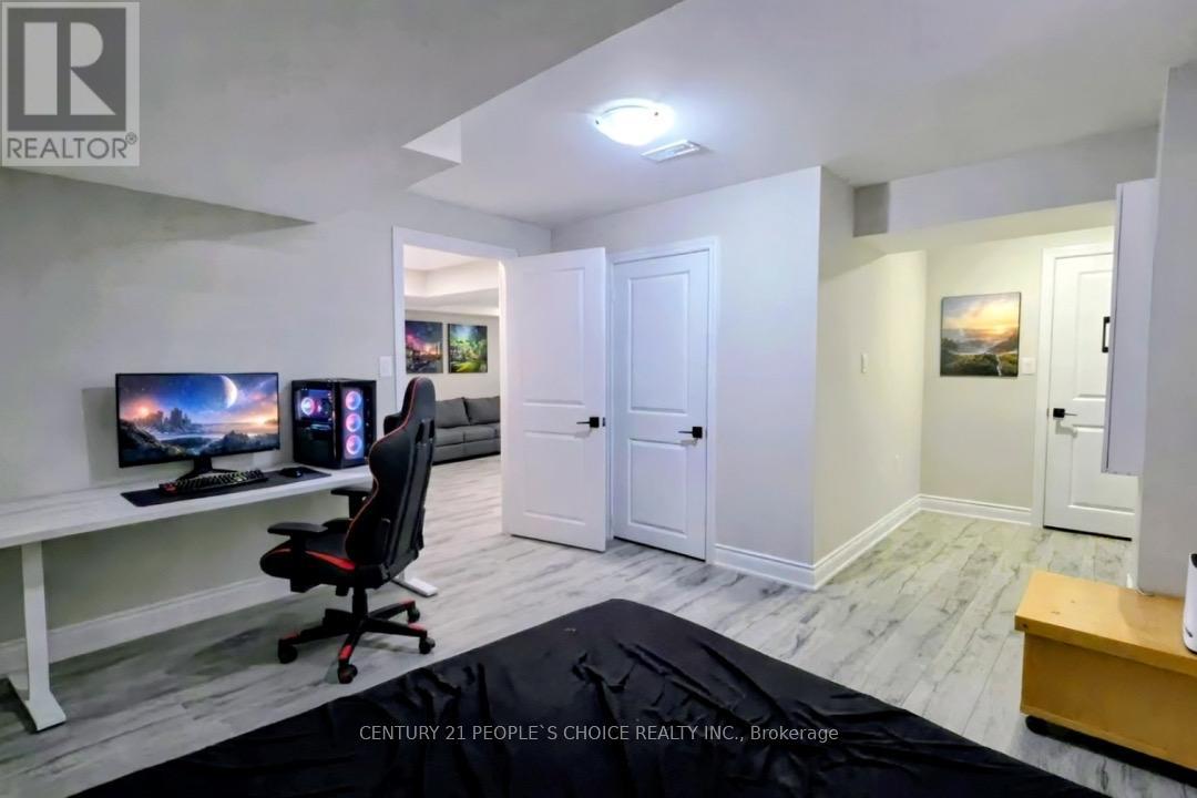 500 Sixteen Mile Drive, Oakville, Ontario  L6M 0R2 - Photo 16 - W12663404