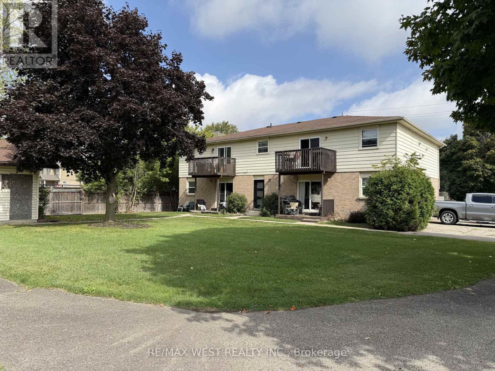 60 Willow Street, Brant, Ontario  N3L 2K6 - Photo 2 - X12663676