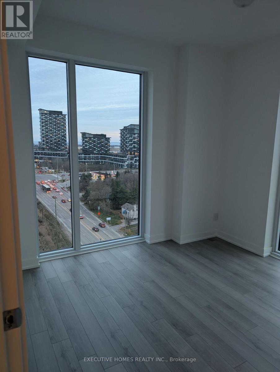 1208 - 3071 Trafalgar Road, Oakville, Ontario  L6H 8C6 - Photo 5 - W12670222