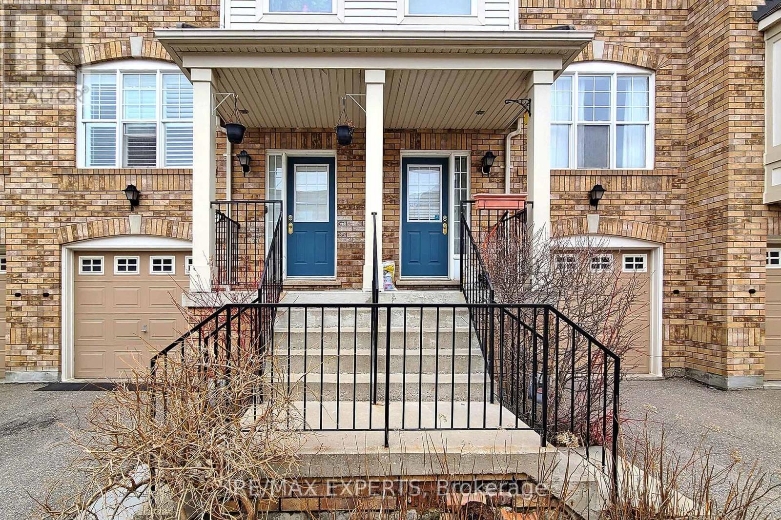 103 - 5980 Whitehorn Avenue, Mississauga, Ontario  L5V 2Y3 - Photo 2 - W12670244