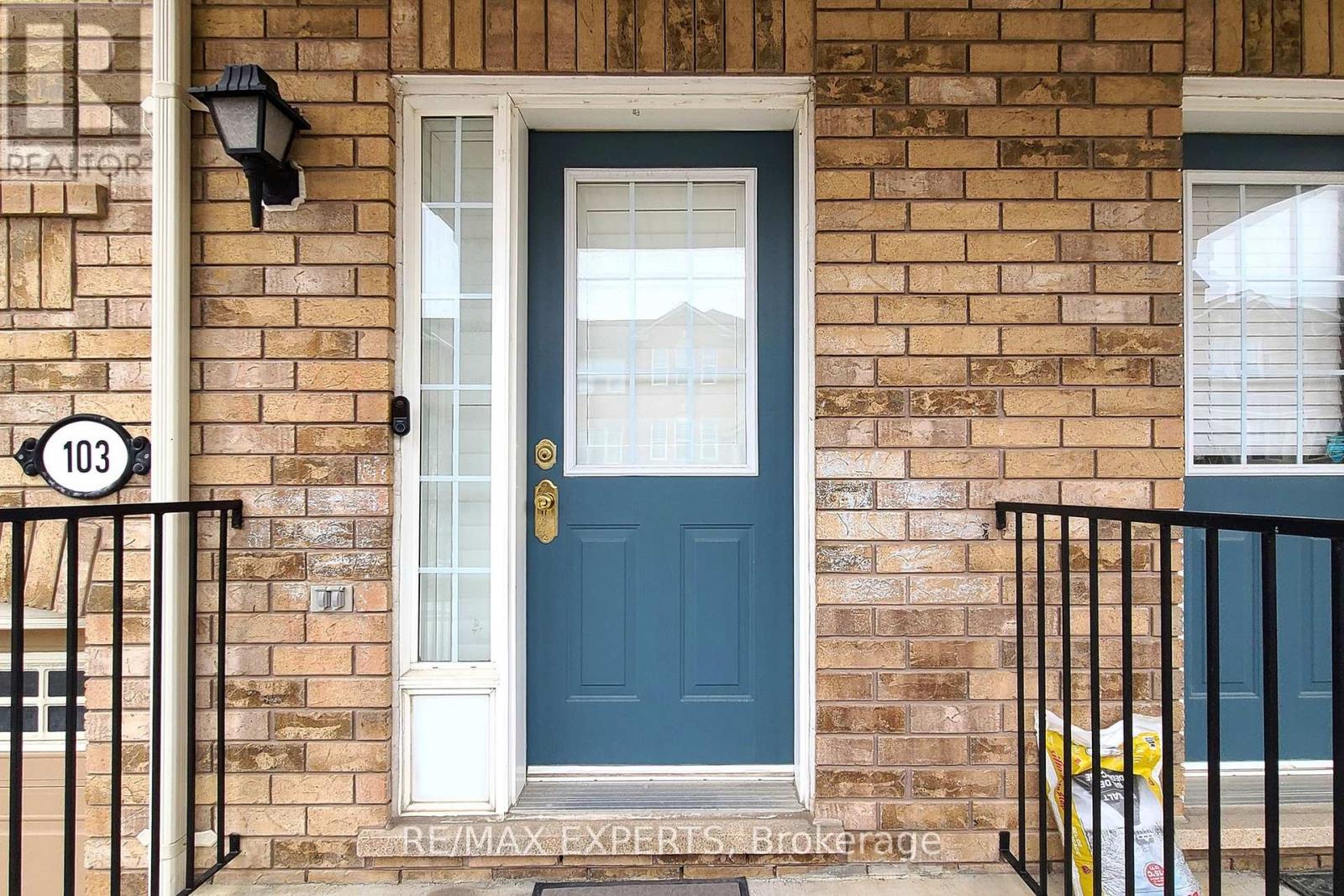 103 - 5980 Whitehorn Avenue, Mississauga, Ontario  L5V 2Y3 - Photo 3 - W12670244