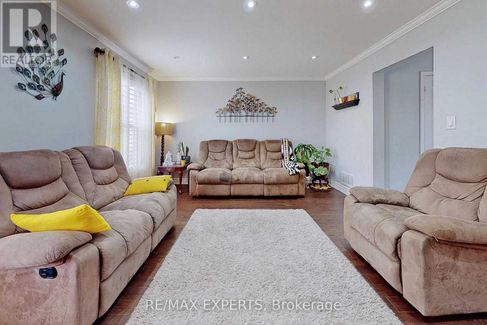 103 - 5980 Whitehorn Avenue, Mississauga, Ontario  L5V 2Y3 - Photo 5 - W12670244