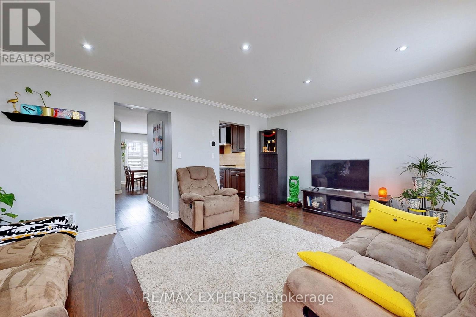 103 - 5980 Whitehorn Avenue, Mississauga, Ontario  L5V 2Y3 - Photo 7 - W12670244