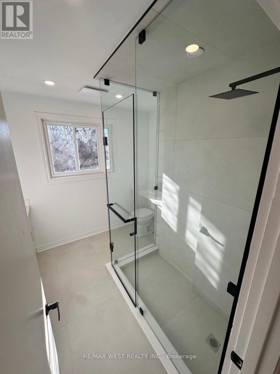 177 Patricia Avenue, Toronto, Ontario  M2M 1J6 - Photo 17 - C12669058