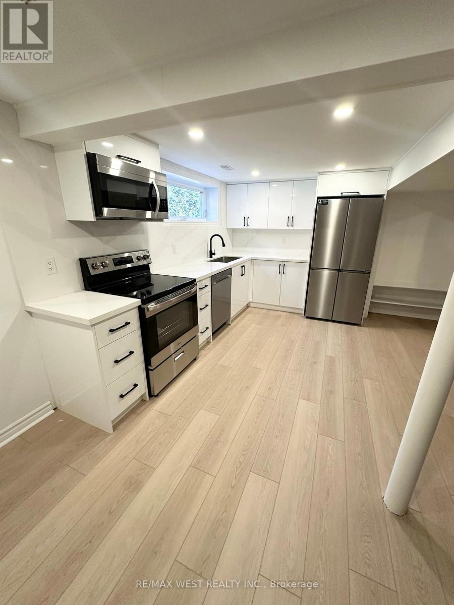 177 Patricia Avenue, Toronto, Ontario  M2M 1J6 - Photo 27 - C12669058