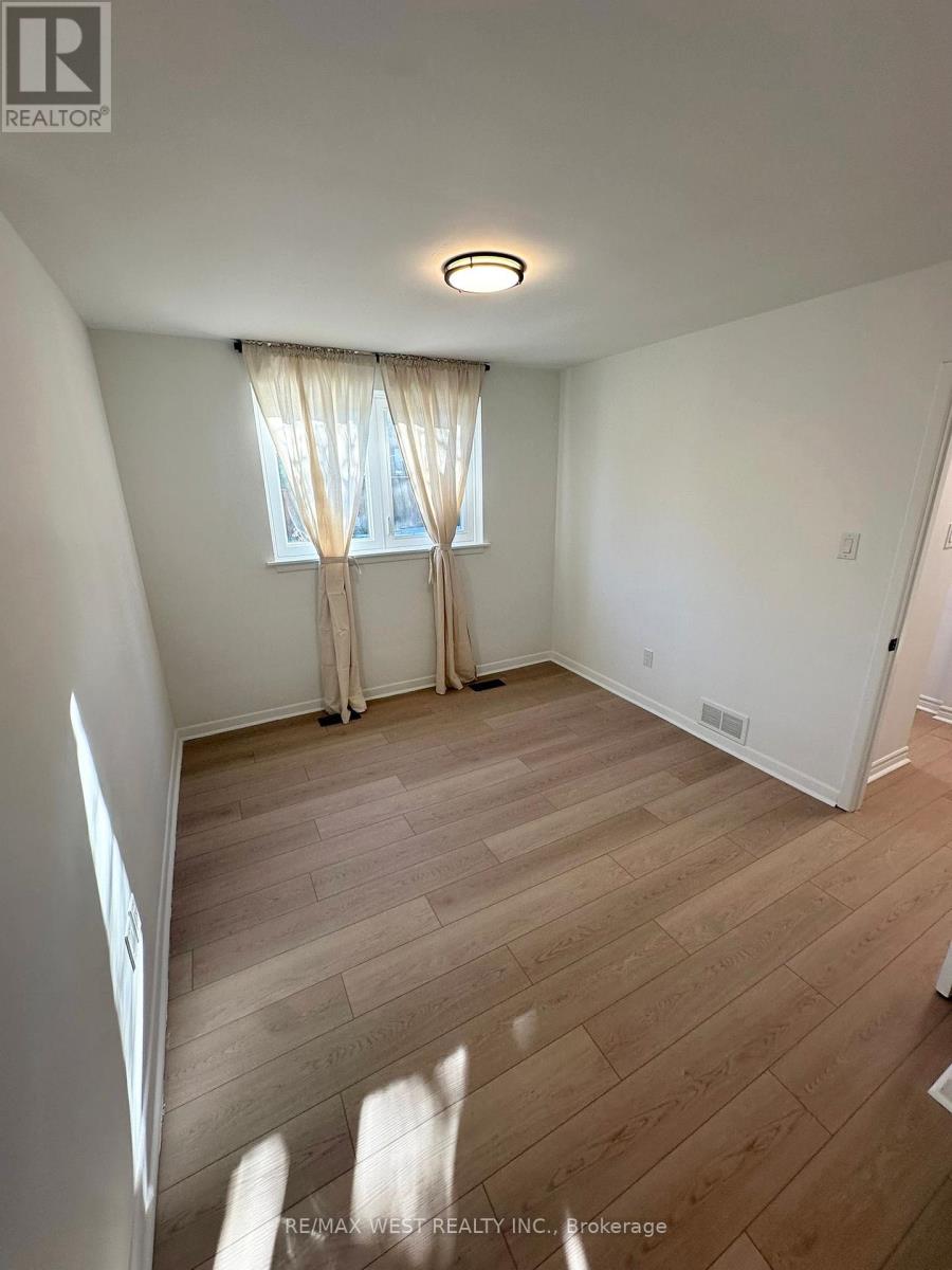 177 Patricia Avenue, Toronto, Ontario  M2M 1J6 - Photo 29 - C12669058