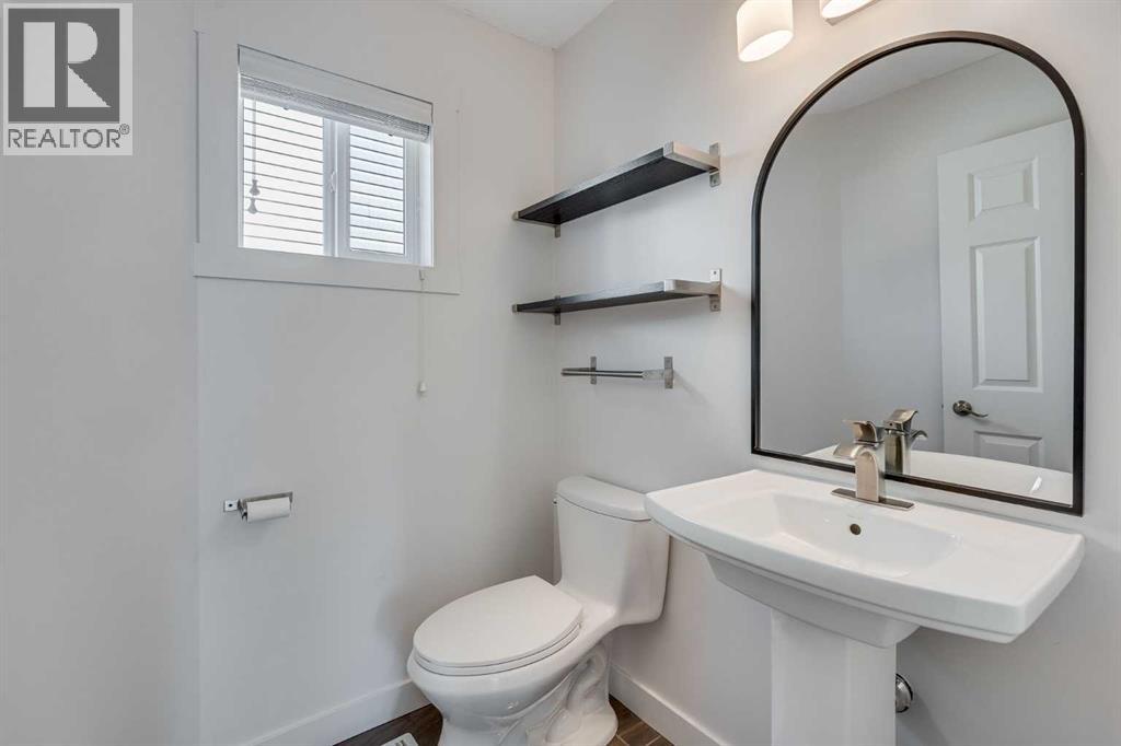 201 Crystalridge Rise, Okotoks, Alberta  T1S 1W6 - Photo 19 - A2277526