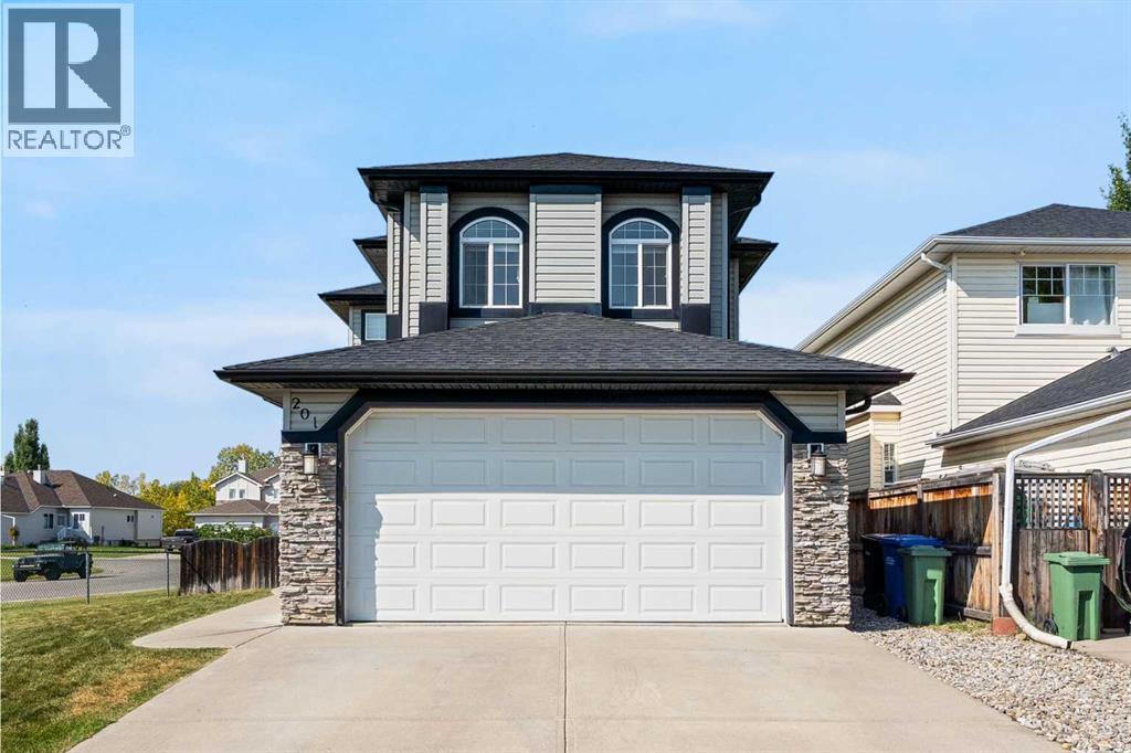 201 Crystalridge Rise, Okotoks, Alberta  T1S 1W6 - Photo 45 - A2277526