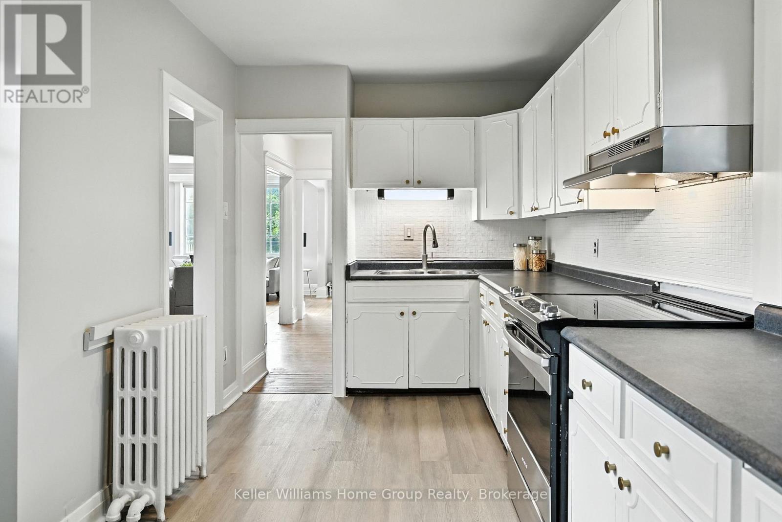 1047 Main Street E, Hamilton, Ontario  L8M 1N5 - Photo 31 - X12670316