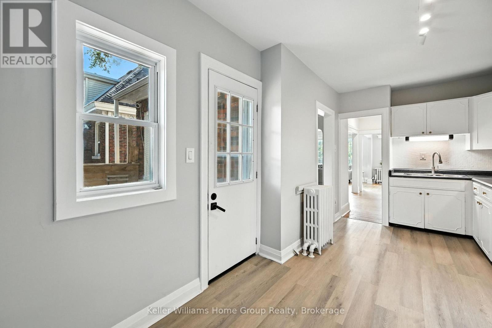 1047 Main Street E, Hamilton, Ontario  L8M 1N5 - Photo 32 - X12670316