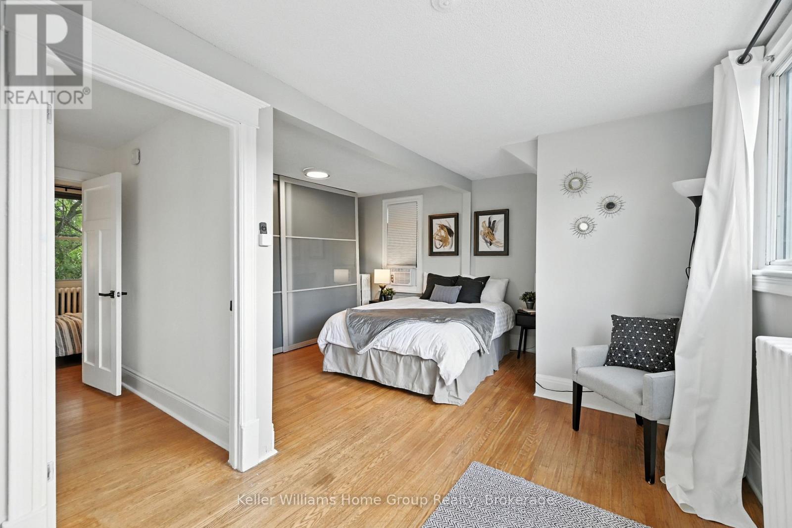 1047 Main Street E, Hamilton, Ontario  L8M 1N5 - Photo 41 - X12670316