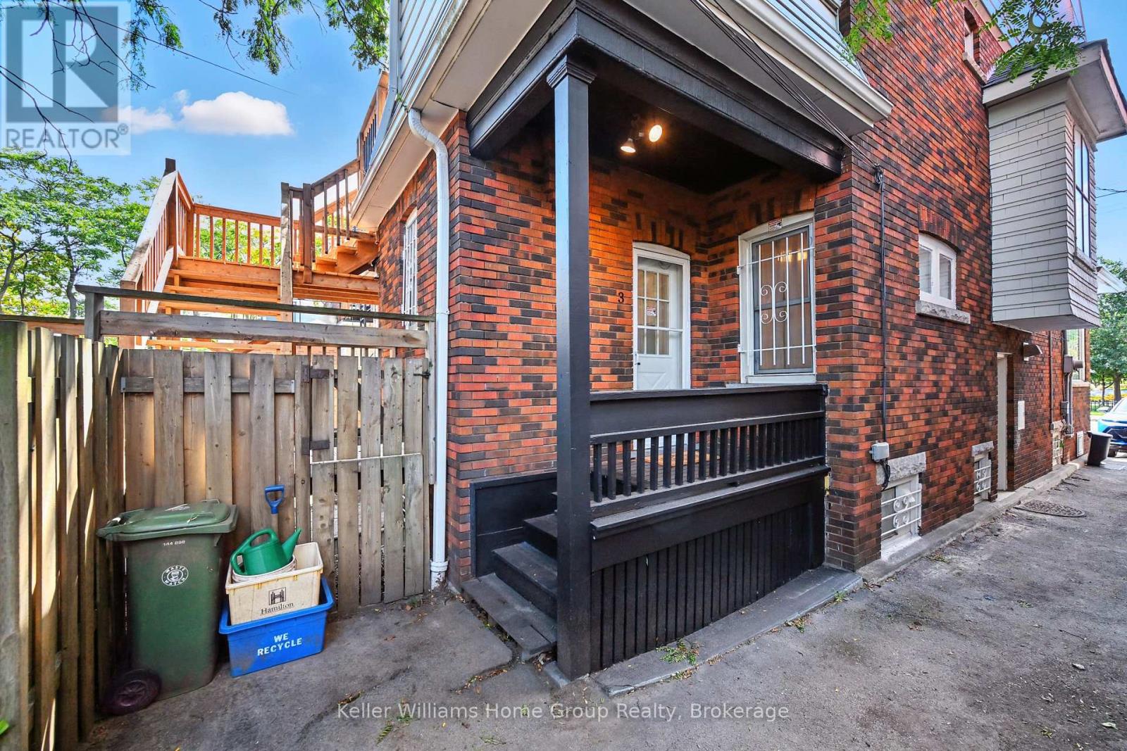 1047 Main Street E, Hamilton, Ontario  L8M 1N5 - Photo 50 - X12670316