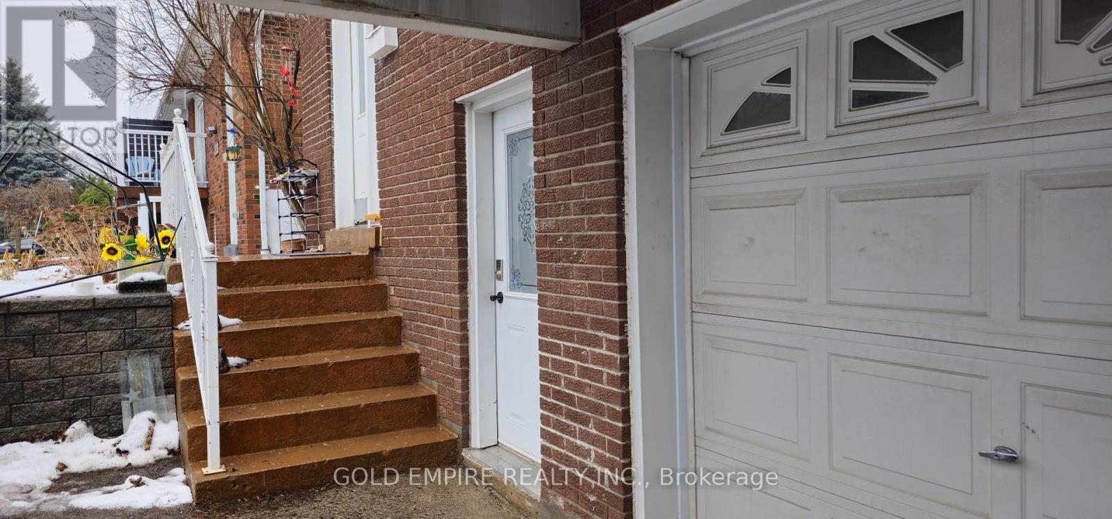 Lower Unit - 1999 Carrera Lane, Mississauga, Ontario  L5J 1C6 - Photo 2 - W12670260