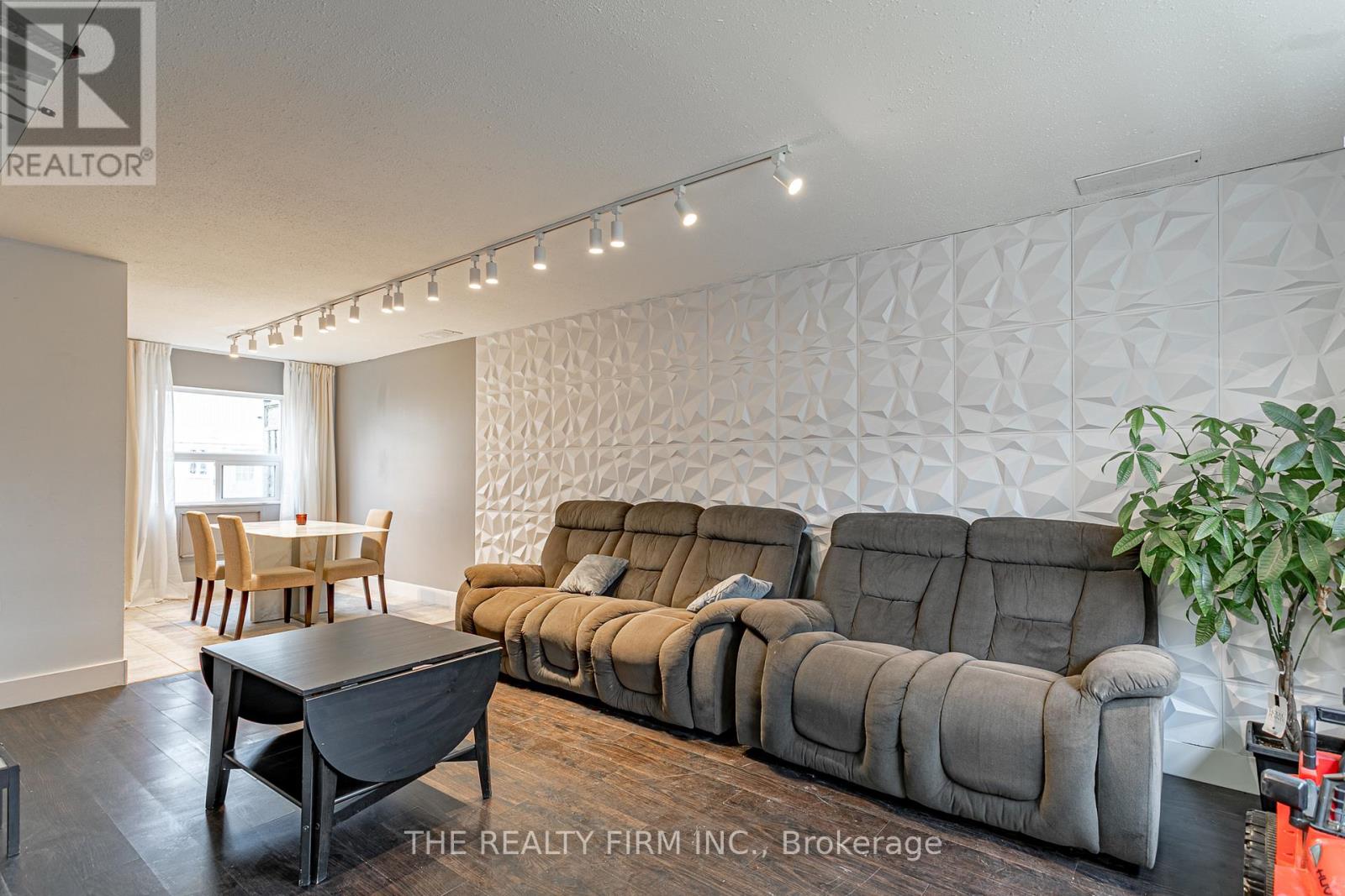 12 - 271 Thames Street N, Ingersoll, Ontario  N5C 3T6 - Photo 4 - X12670314