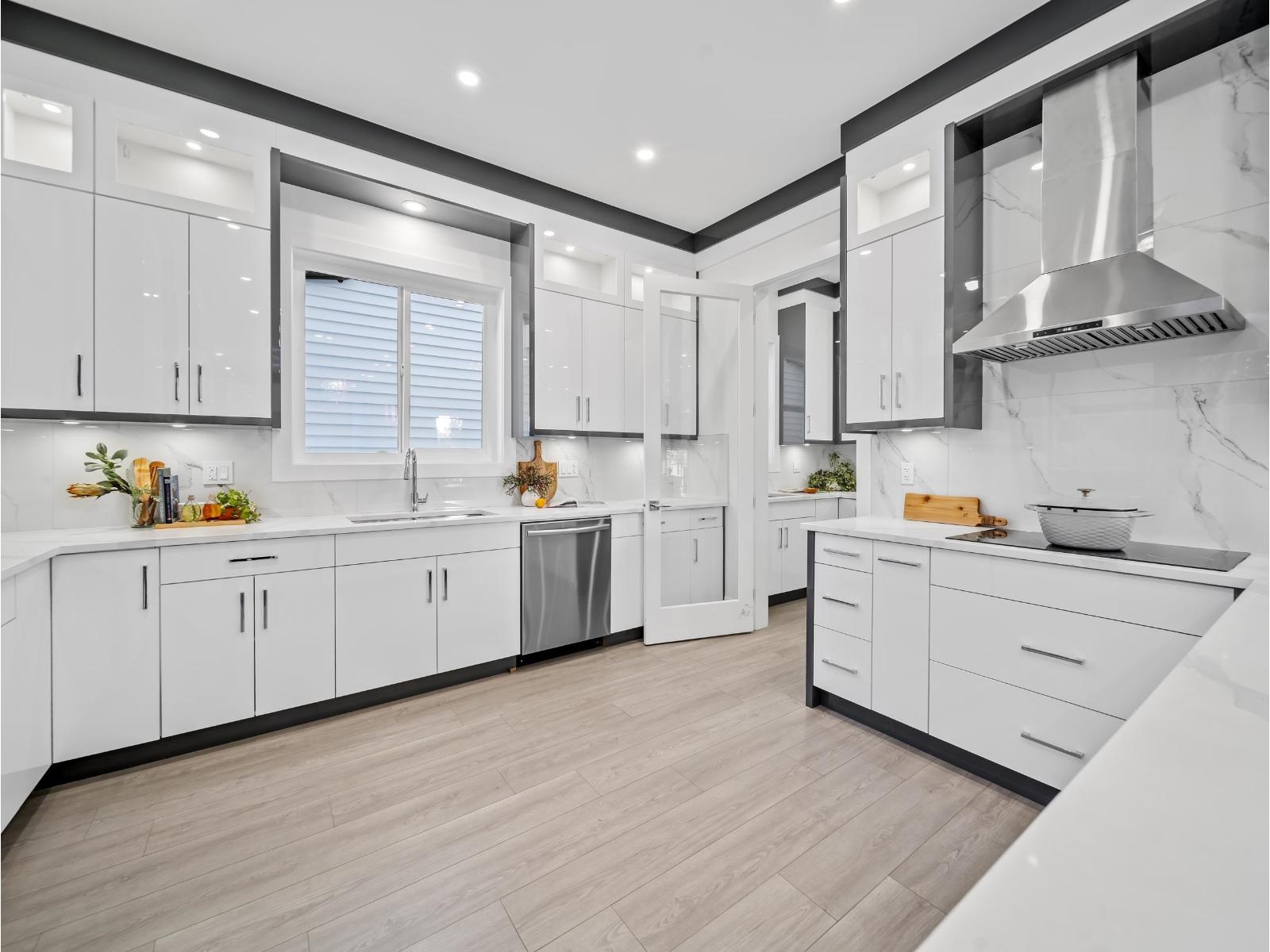 9885 Huckleberry Drive, Surrey, British Columbia  V4N 6T4 - Photo 11 - R3076405