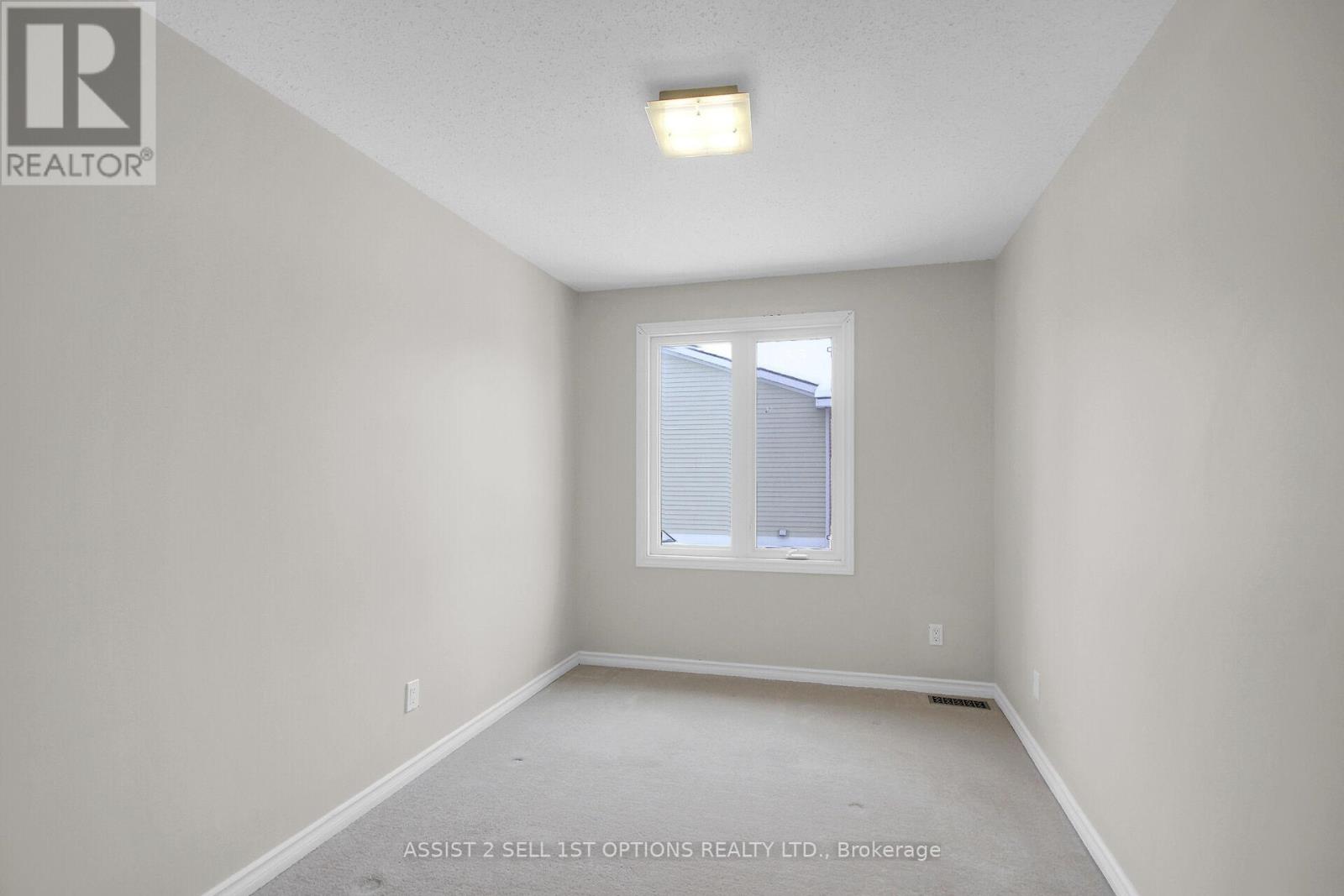 22 Castlebrook Lane, Ottawa, Ontario  K2G 5G3 - Photo 13 - X12670302