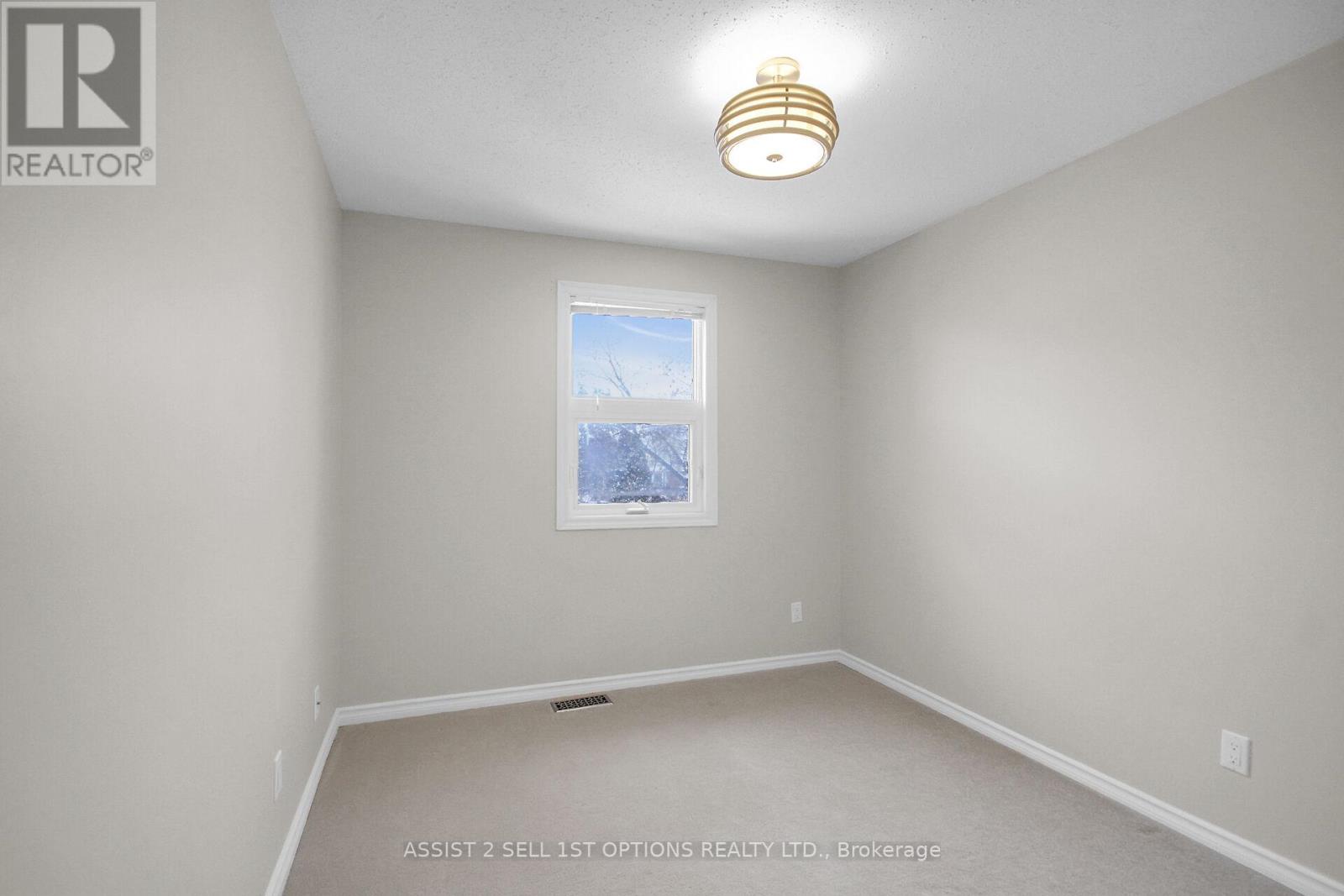 22 Castlebrook Lane, Ottawa, Ontario  K2G 5G3 - Photo 14 - X12670302