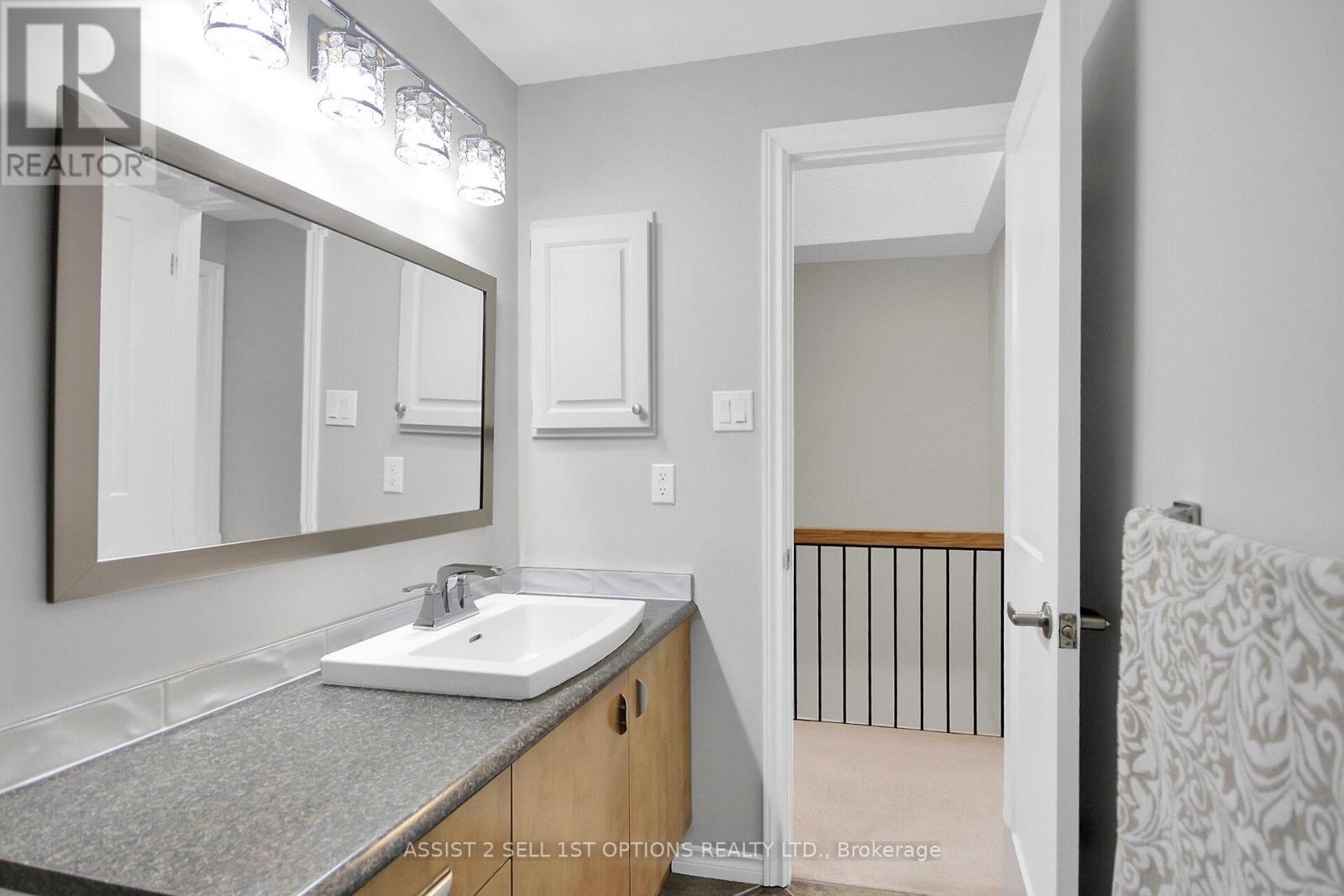 22 Castlebrook Lane, Ottawa, Ontario  K2G 5G3 - Photo 15 - X12670302