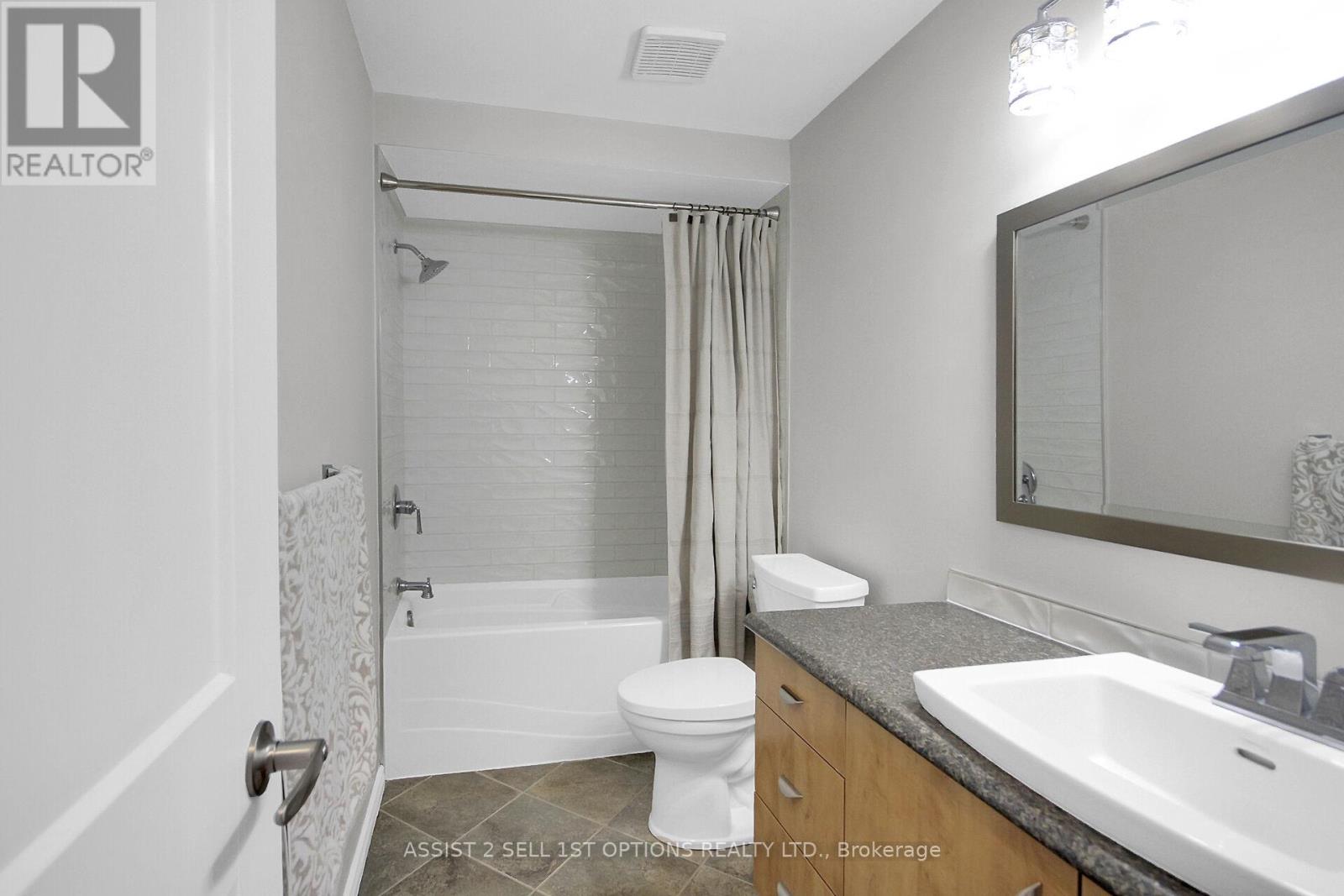 22 Castlebrook Lane, Ottawa, Ontario  K2G 5G3 - Photo 16 - X12670302