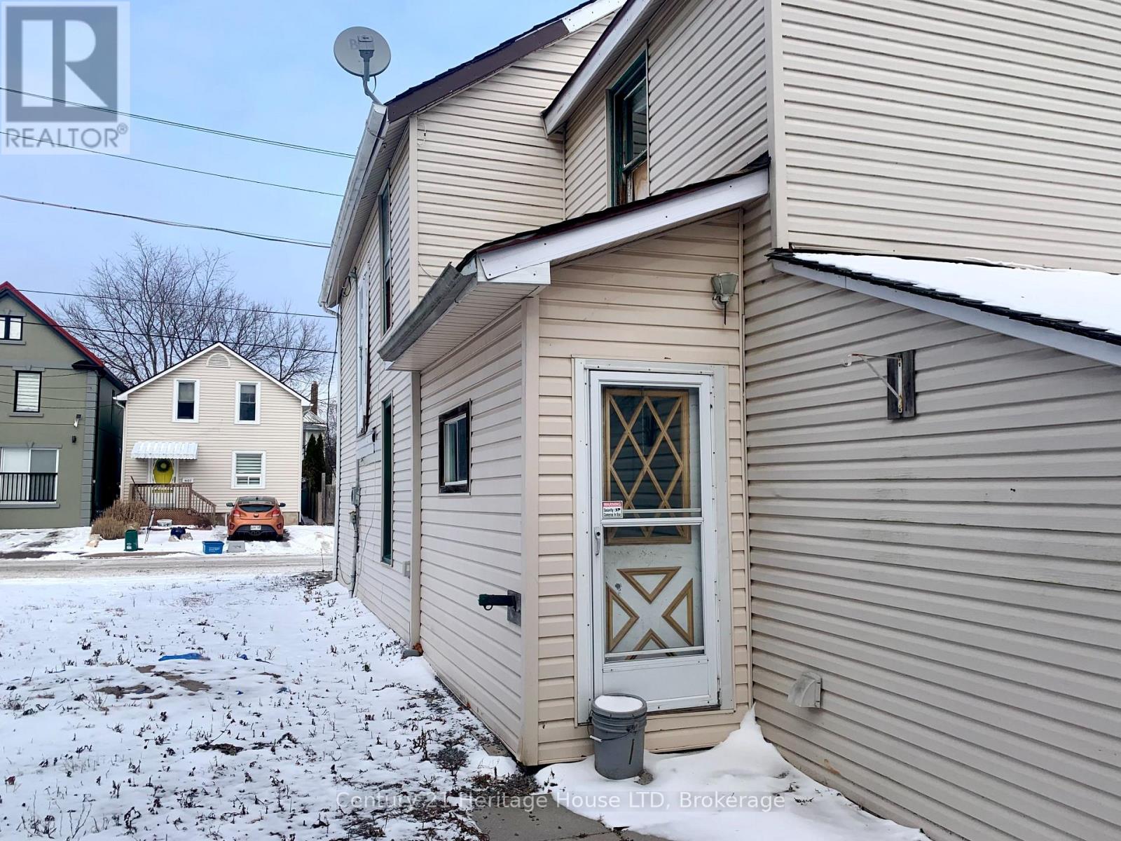 4624 Jepson Street, Niagara Falls, Ontario  L2E 1J4 - Photo 3 - X12670306