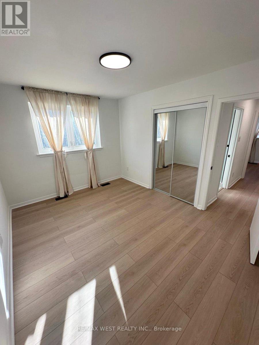 Main - 177 Patricia Avenue, Toronto, Ontario  M2M 1J6 - Photo 22 - C12665928