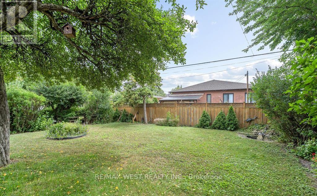 Main - 177 Patricia Avenue, Toronto, Ontario  M2M 1J6 - Photo 28 - C12665928