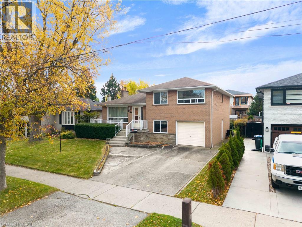 1394 Strathy Avenue, Mississauga, Ontario  L5E 2L3 - Photo 3 - 40788180