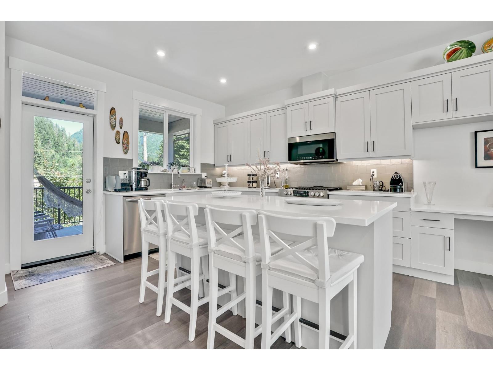 65517 Skylark Lane, Hope, Hope, British Columbia  V0X 1L1 - Photo 9 - R3076554