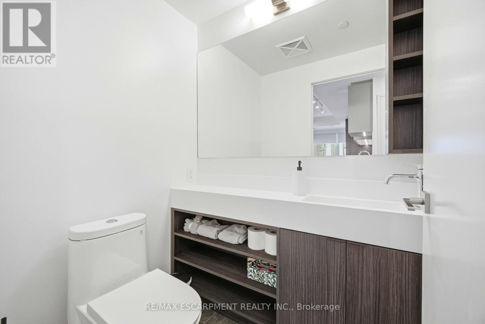 2715 - 252 Church Street, Toronto, Ontario  M5B 0E6 - Photo 25 - C12670278