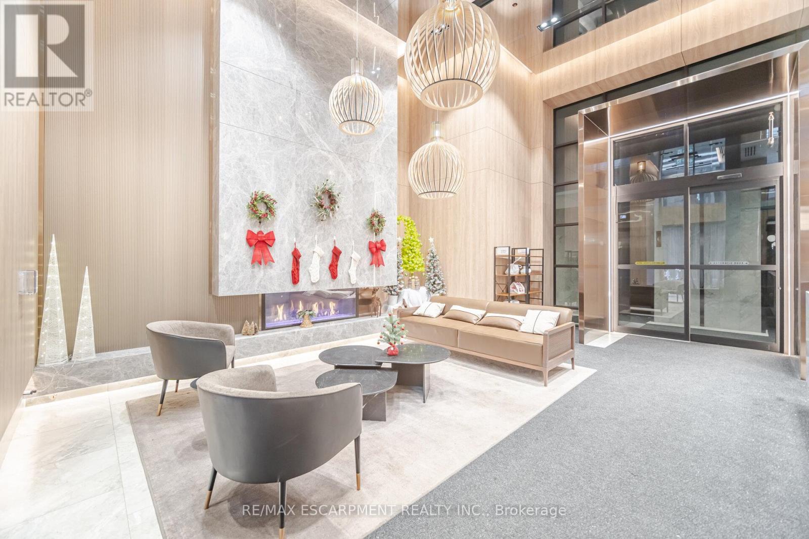 2715 - 252 Church Street, Toronto, Ontario  M5B 0E6 - Photo 5 - C12670278