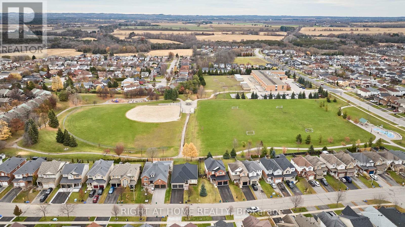 201 - 290 Liberty Street N, Clarington, Ontario  L1C 0V5 - Photo 39 - E12670280