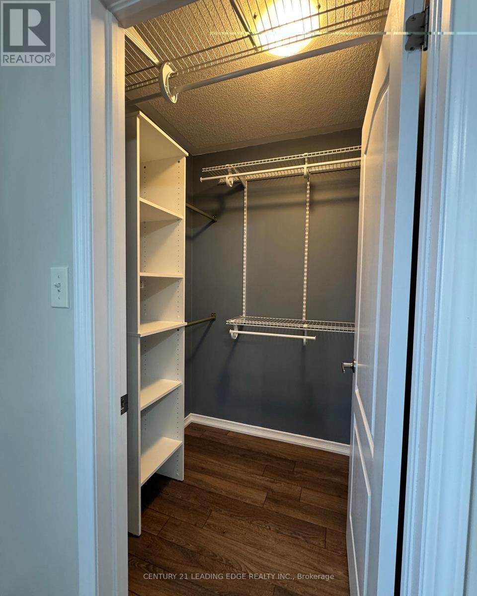 21 Robinson Street, Barrie, Ontario  L4N 3J1 - Photo 13 - S12670286