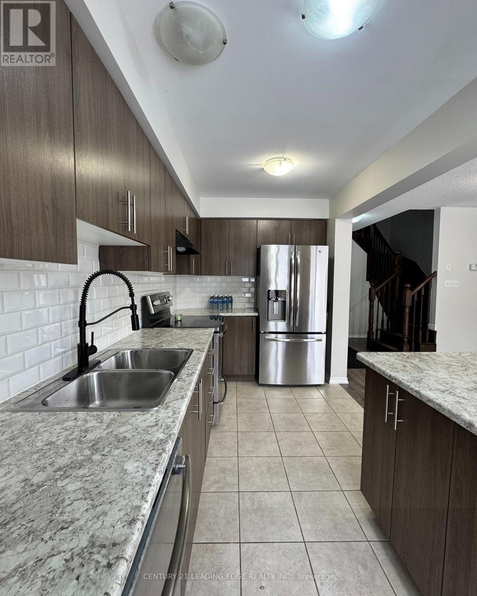 21 Robinson Street, Barrie, Ontario  L4N 3J1 - Photo 9 - S12670286