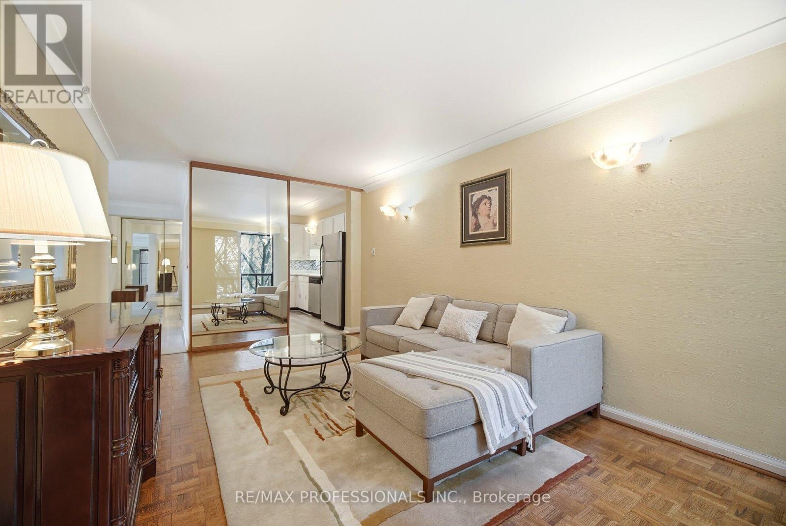 305 - 1400 Dixie Road, Mississauga, Ontario L5E 3E1 - Photo 17 - W12665844