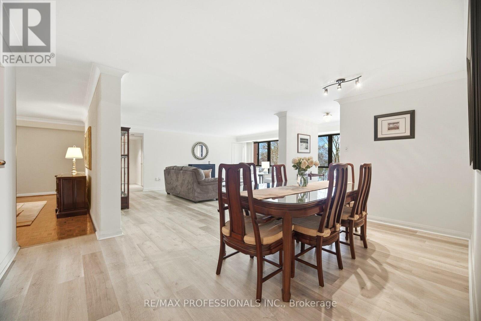 305 - 1400 Dixie Road, Mississauga, Ontario L5E 3E1 - Photo 8 - W12665844