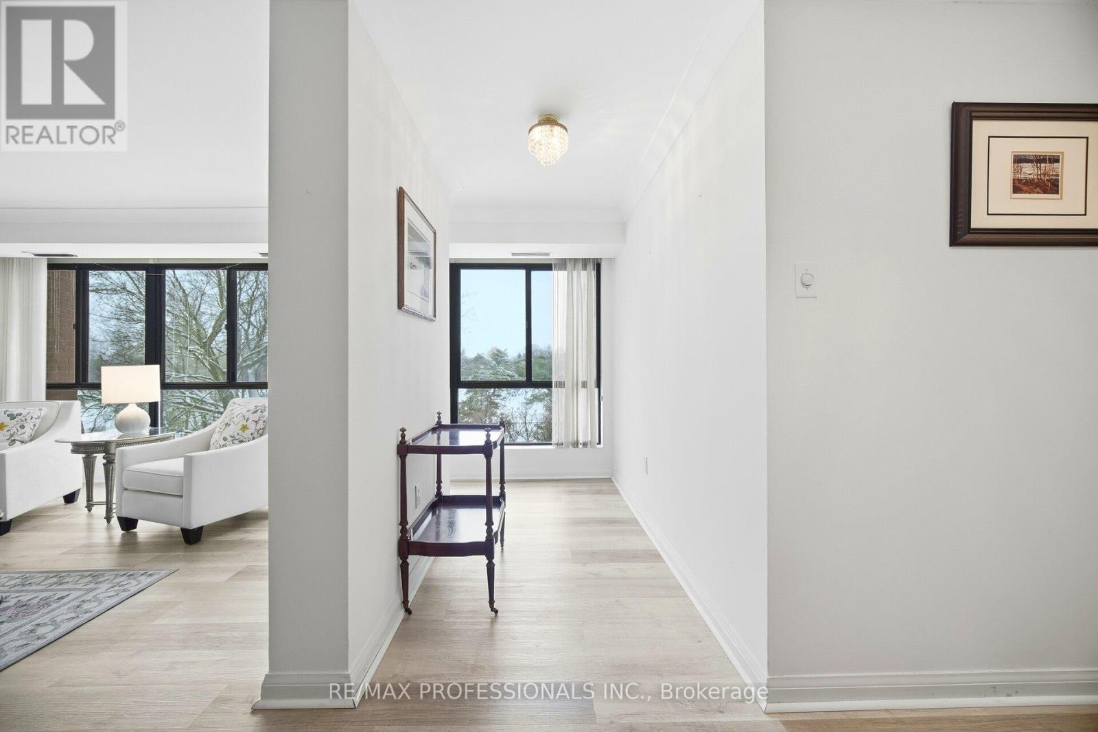 305 - 1400 Dixie Road, Mississauga, Ontario L5E 3E1 - Photo 9 - W12665844