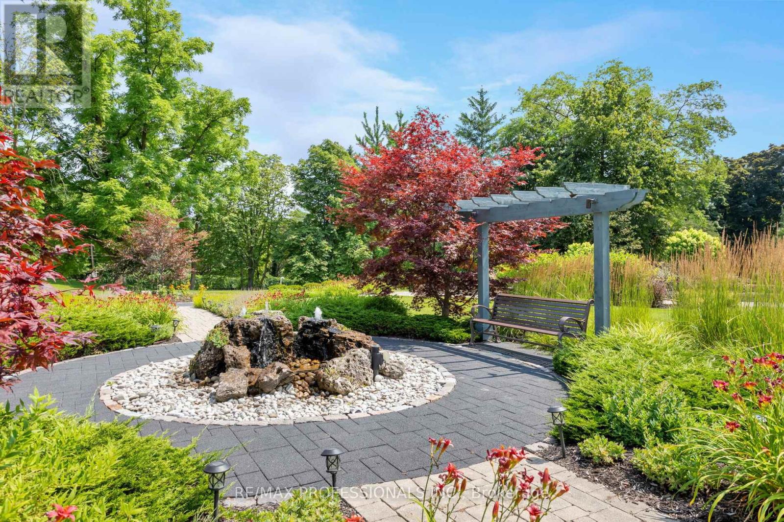 305 - 1400 Dixie Road, Mississauga, Ontario L5E 3E1 - Photo 41 - W12665844