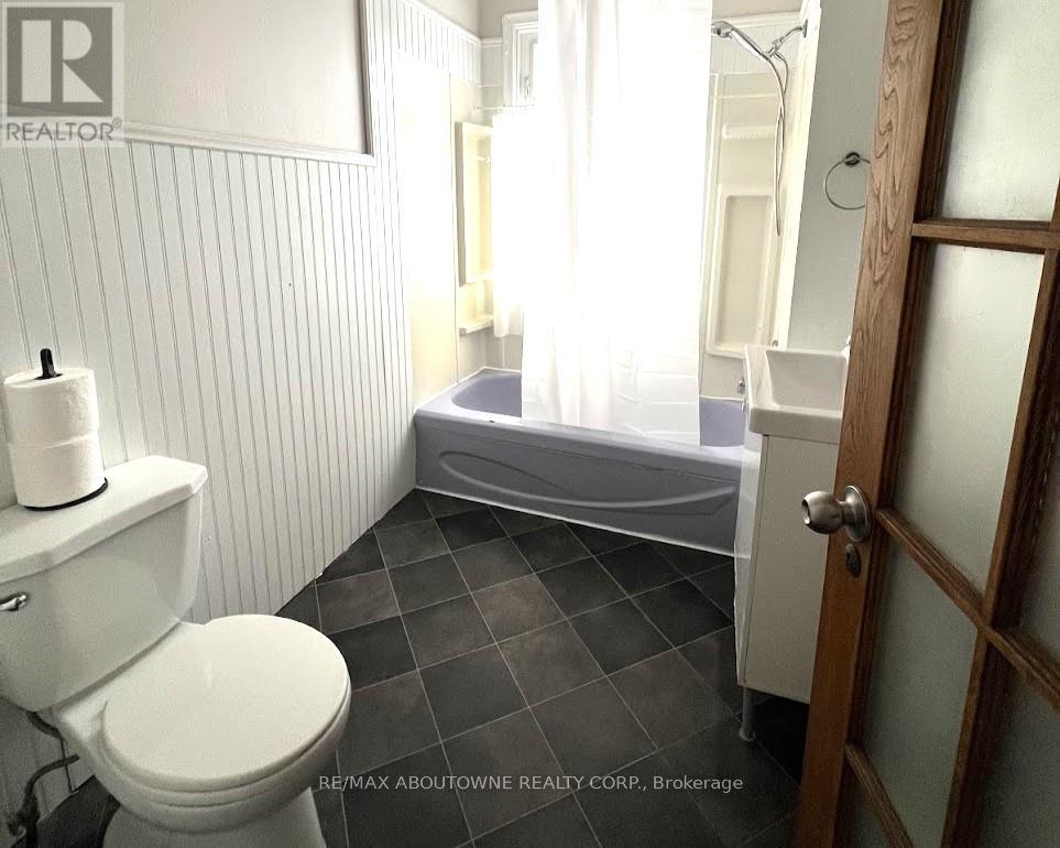 72 William Street, Hamilton, Ontario  L8L 5T7 - Photo 13 - X12586676