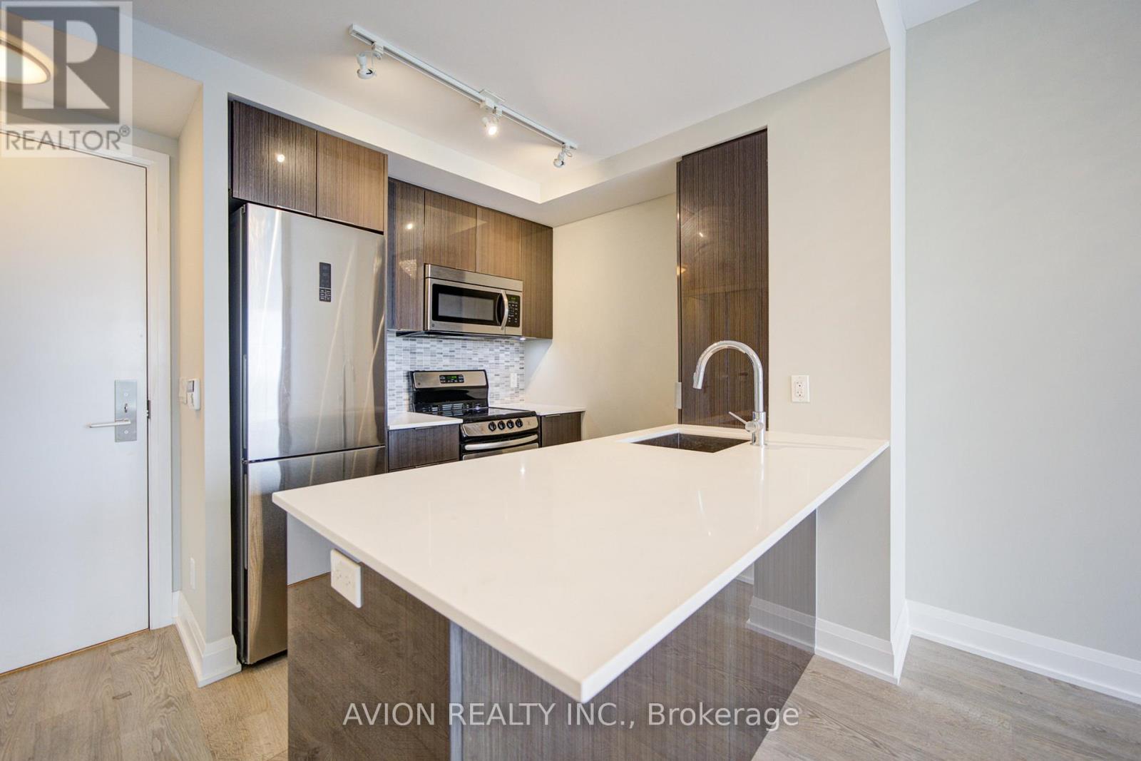 3007 - 56 Annie Craig Drive, Toronto, Ontario  M8V 0C8 - Photo 10 - W12670246