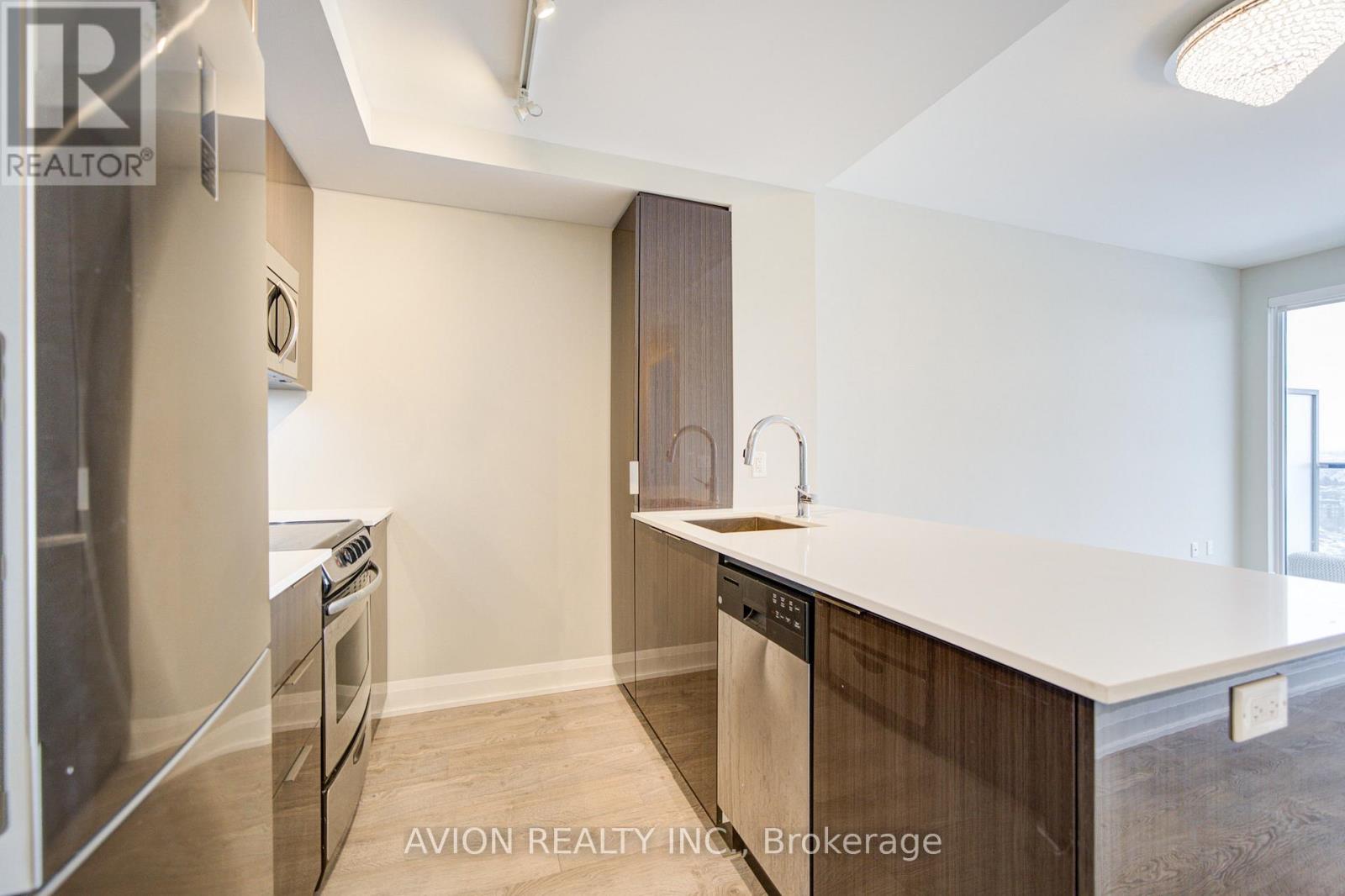 3007 - 56 Annie Craig Drive, Toronto, Ontario  M8V 0C8 - Photo 9 - W12670246