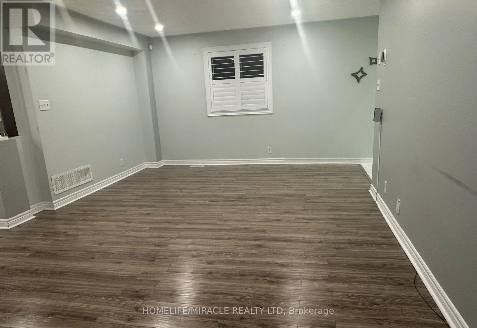 10 Pertosa Drive, Brampton, Ontario  L6X 4V7 - Photo 10 - W12670250