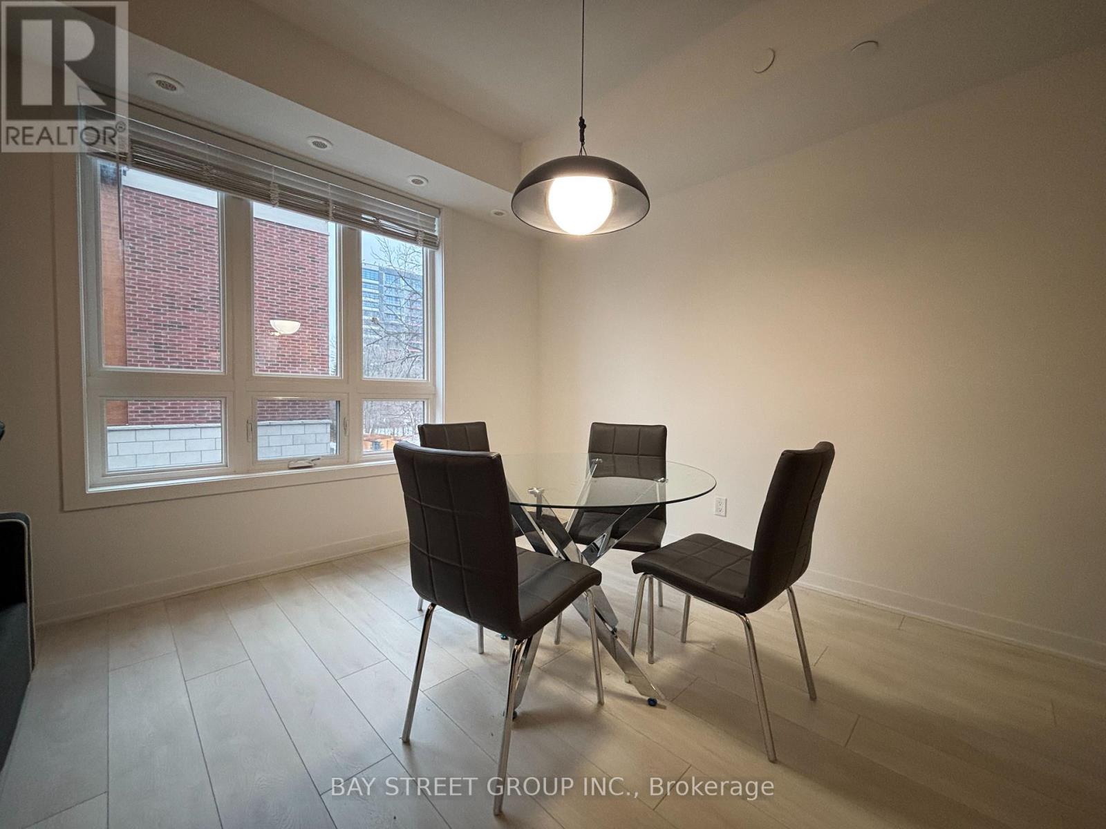 12 - 4017 Hickory Drive, Mississauga, Ontario  L4W 0G6 - Photo 7 - W12670292