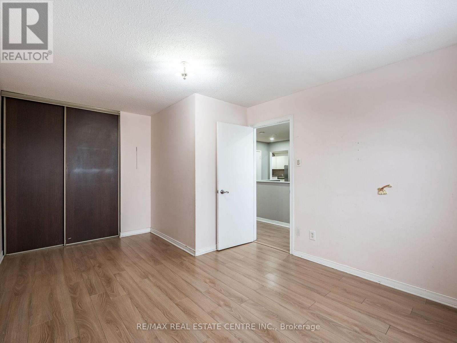 4 Horne Drive, Brampton, Ontario  L6V 2V3 - Photo 21 - W12670294