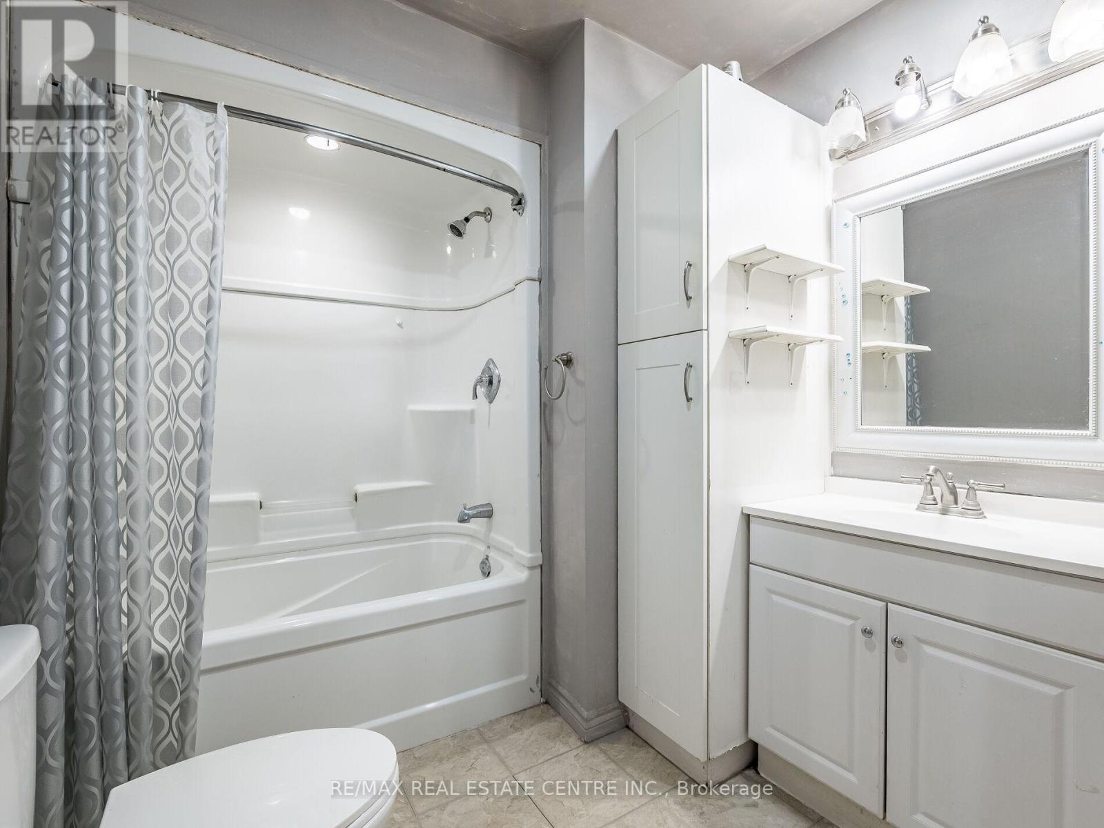 4 Horne Drive, Brampton, Ontario  L6V 2V3 - Photo 29 - W12670294