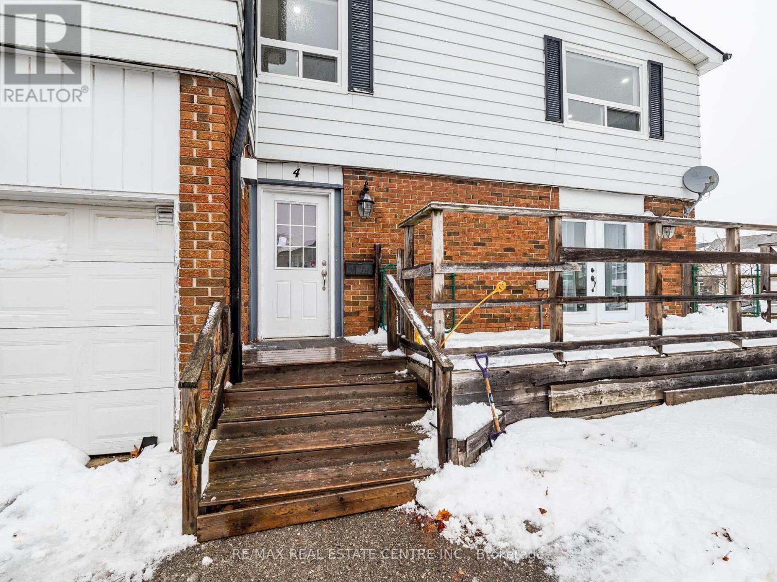 4 Horne Drive, Brampton, Ontario  L6V 2V3 - Photo 3 - W12670294