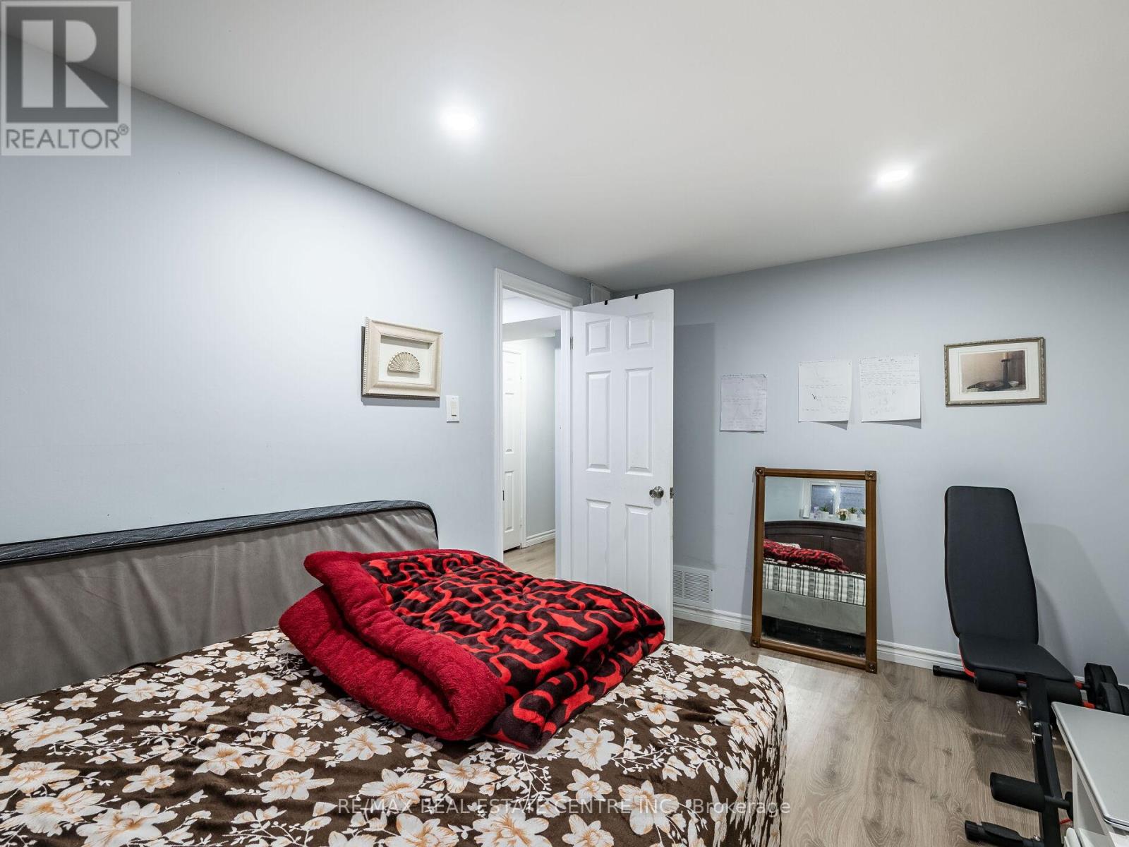 4 Horne Drive, Brampton, Ontario  L6V 2V3 - Photo 42 - W12670294