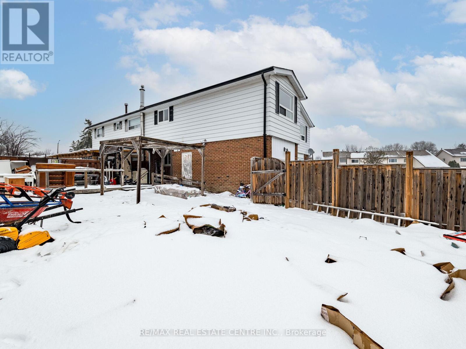 4 Horne Drive, Brampton, Ontario  L6V 2V3 - Photo 49 - W12670294